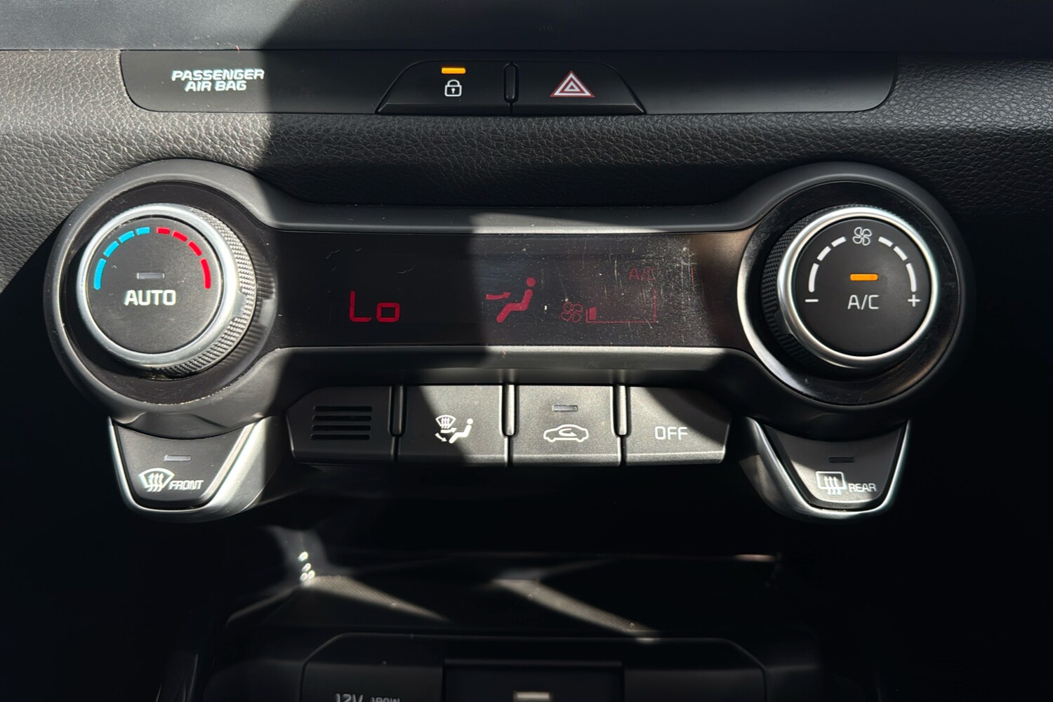 Used Kia Stonic 2022 for sale - 76310498: Photo 16