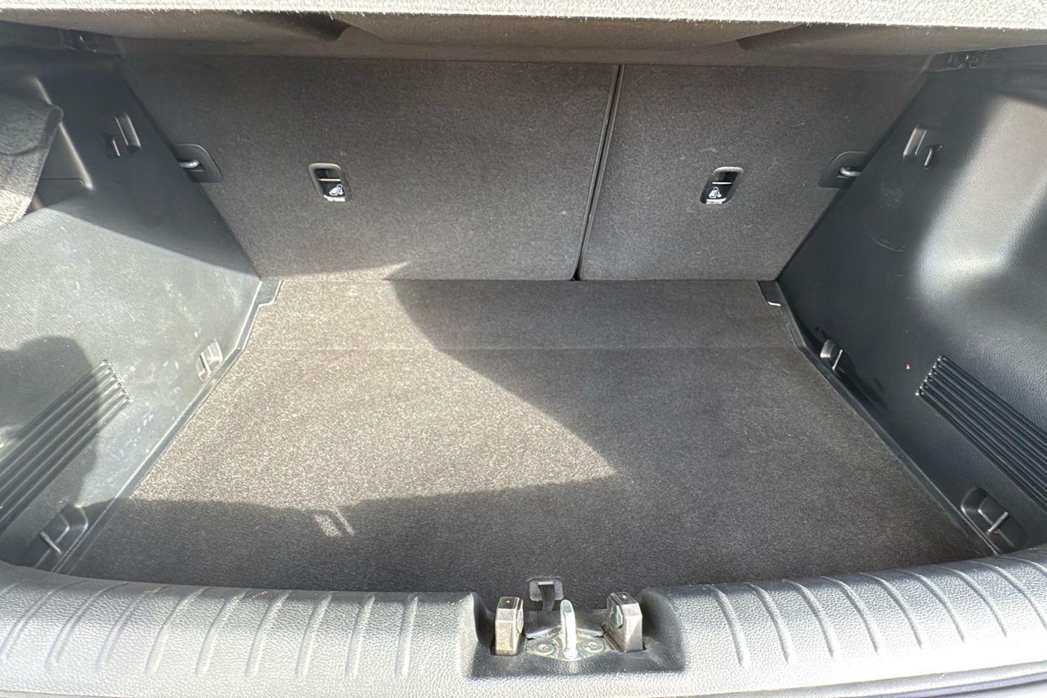 Used Kia Stonic 2022 for sale - 76310498: Photo 19