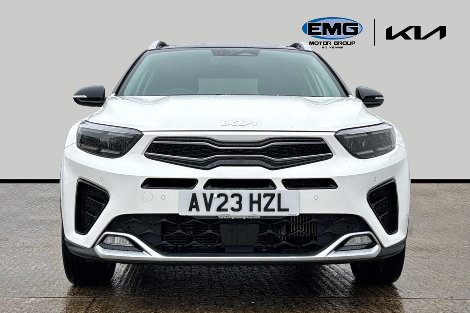 Used Kia Stonic 2023 for sale - 77429410: Photo 2