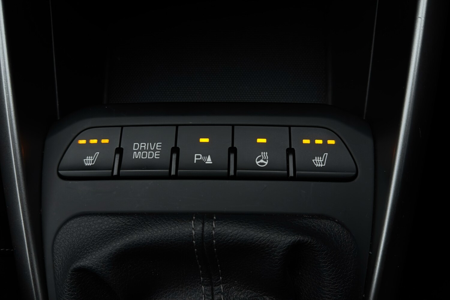 Used Kia Stonic 2023 for sale - 77429410: Photo 22