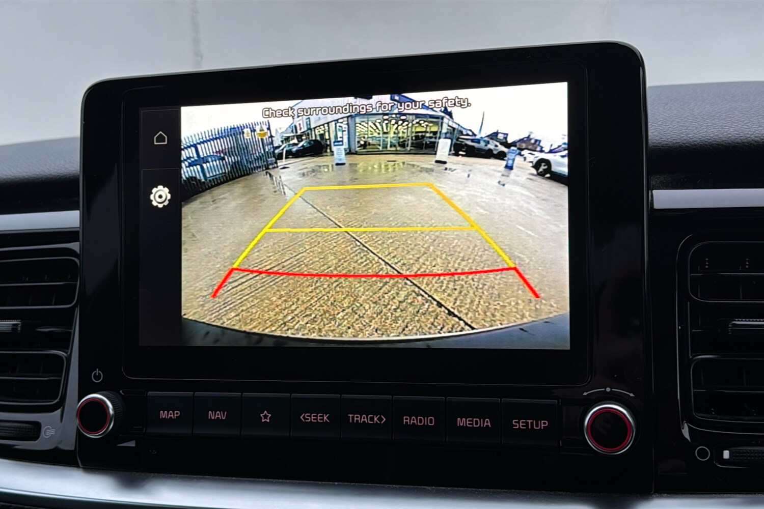 Used Kia Stonic 2023 for sale - 77429410: Photo 23