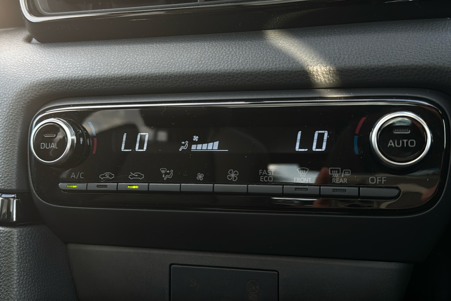 Used Mazda Mazda2 HYBRID 2024 for sale - 77058350: Photo 16