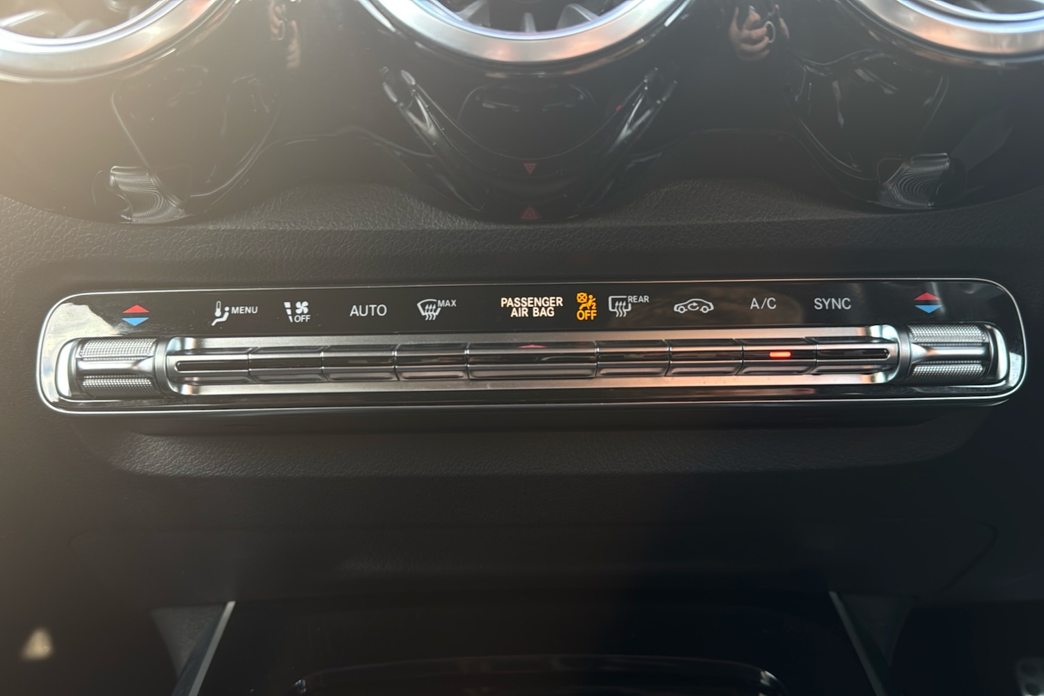 Used Mercedes-Benz GLB 2023 for sale - 76087671: Photo 16