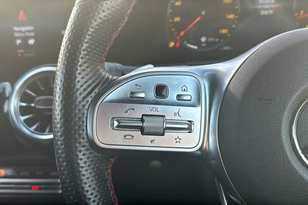 Used Mercedes-Benz GLB 2023 for sale - 76087671: Photo 17