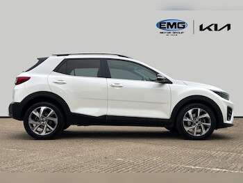 Used Kia Stonic 2023 for sale - 78092446: Photo