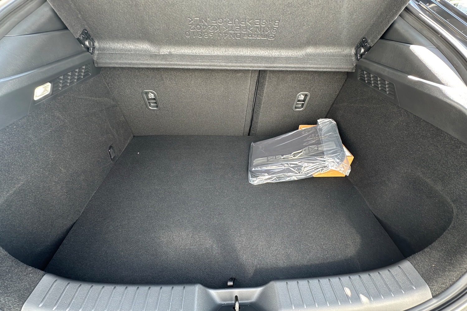 Used Mazda MX-30 2025 for sale - 76938335: Photo 19