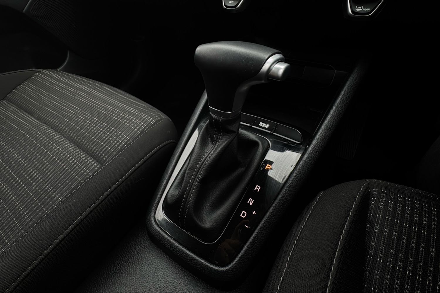 Used Kia Stonic 2025 for sale - 77316813: Photo 13