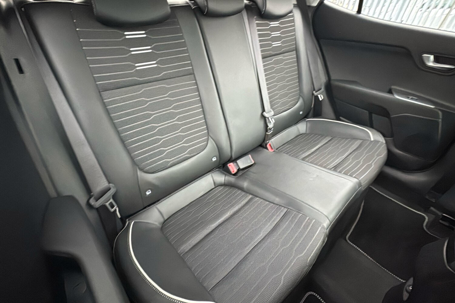 Used Kia Stonic 2024 for sale - 77601777: Photo 12