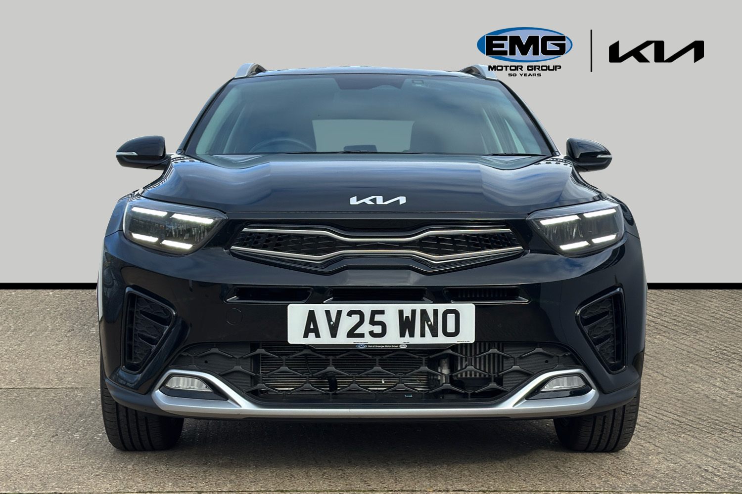 Used Kia Stonic 2025 for sale - 76316075: Photo 2