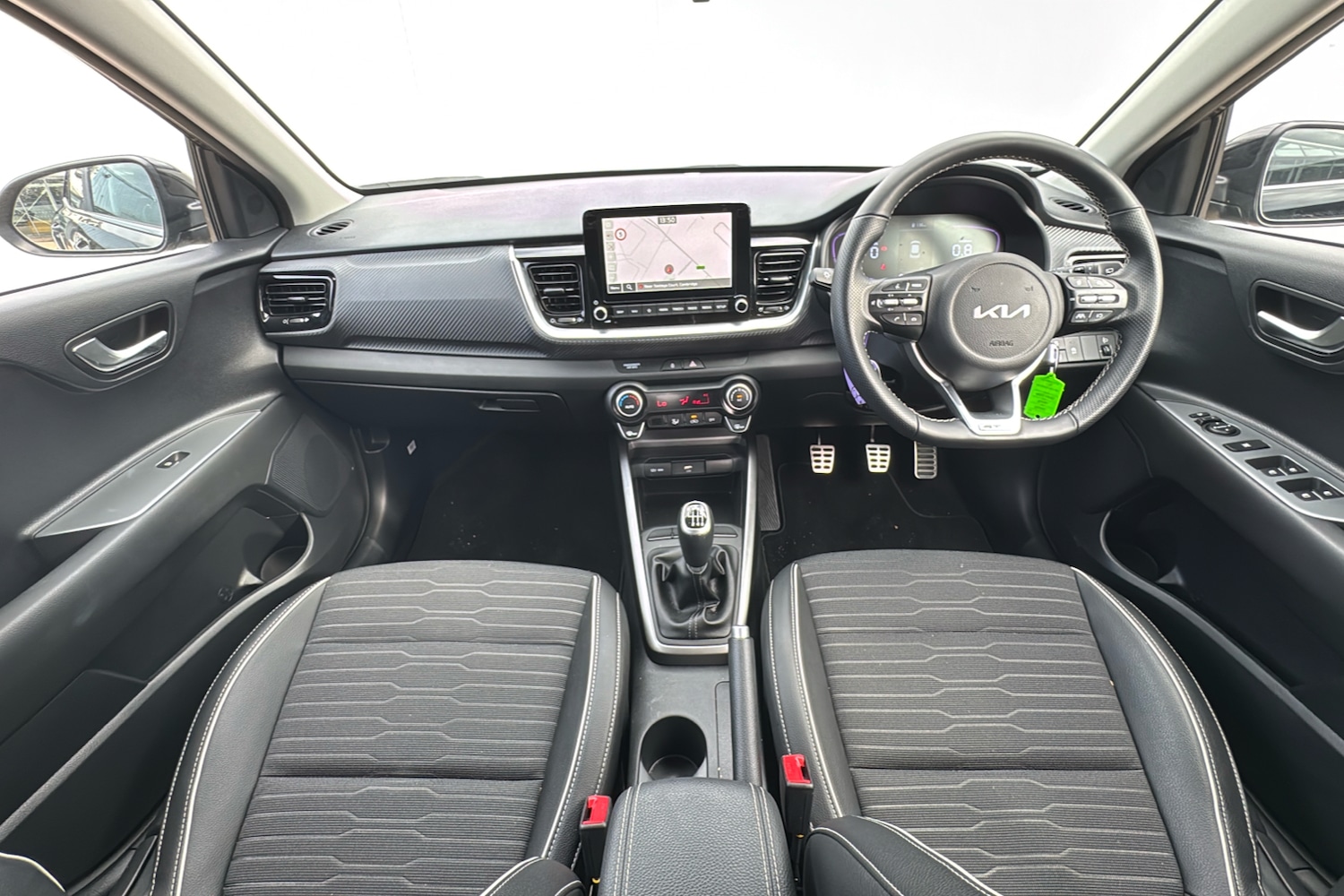 Used Kia Stonic 2025 for sale - 76316075: Photo 9