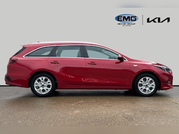 Used Kia Ceed 2025 for sale - 76502801: Photo