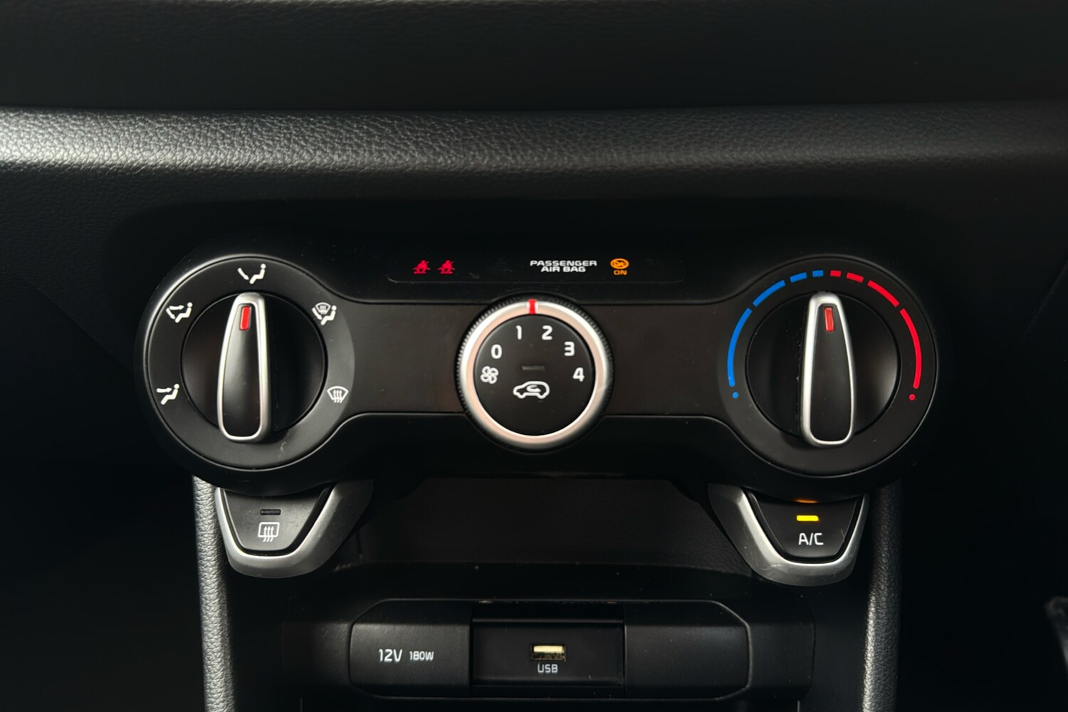 Used Kia Picanto 2023 for sale - 77815235: Photo 16