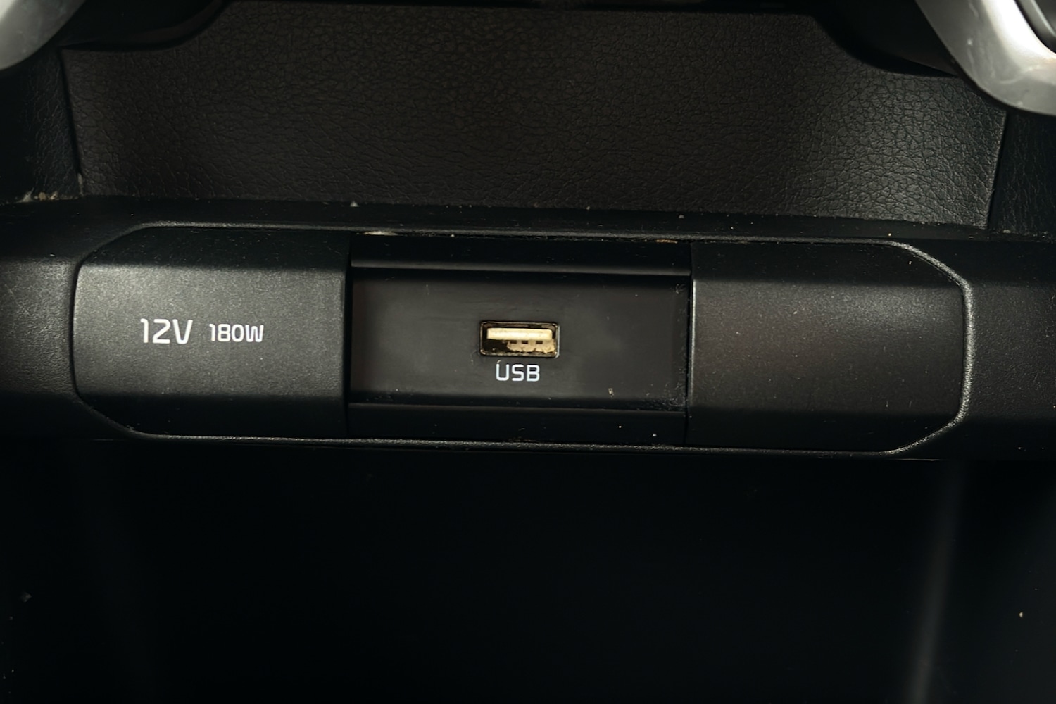 Used Kia Picanto 2023 for sale - 77815235: Photo 22