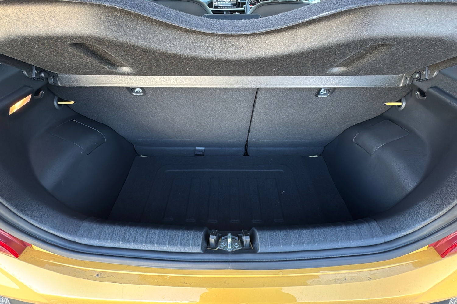 Used Kia Picanto 2023 for sale - 75993610: Photo 19