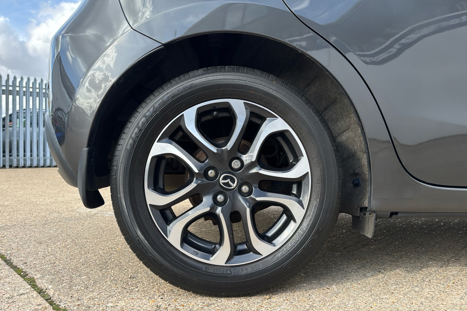 Used Mazda Mazda2 2019 for sale - 76318939: Photo 8