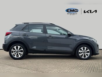 Used Kia Stonic 2023 for sale - 78385756: Photo