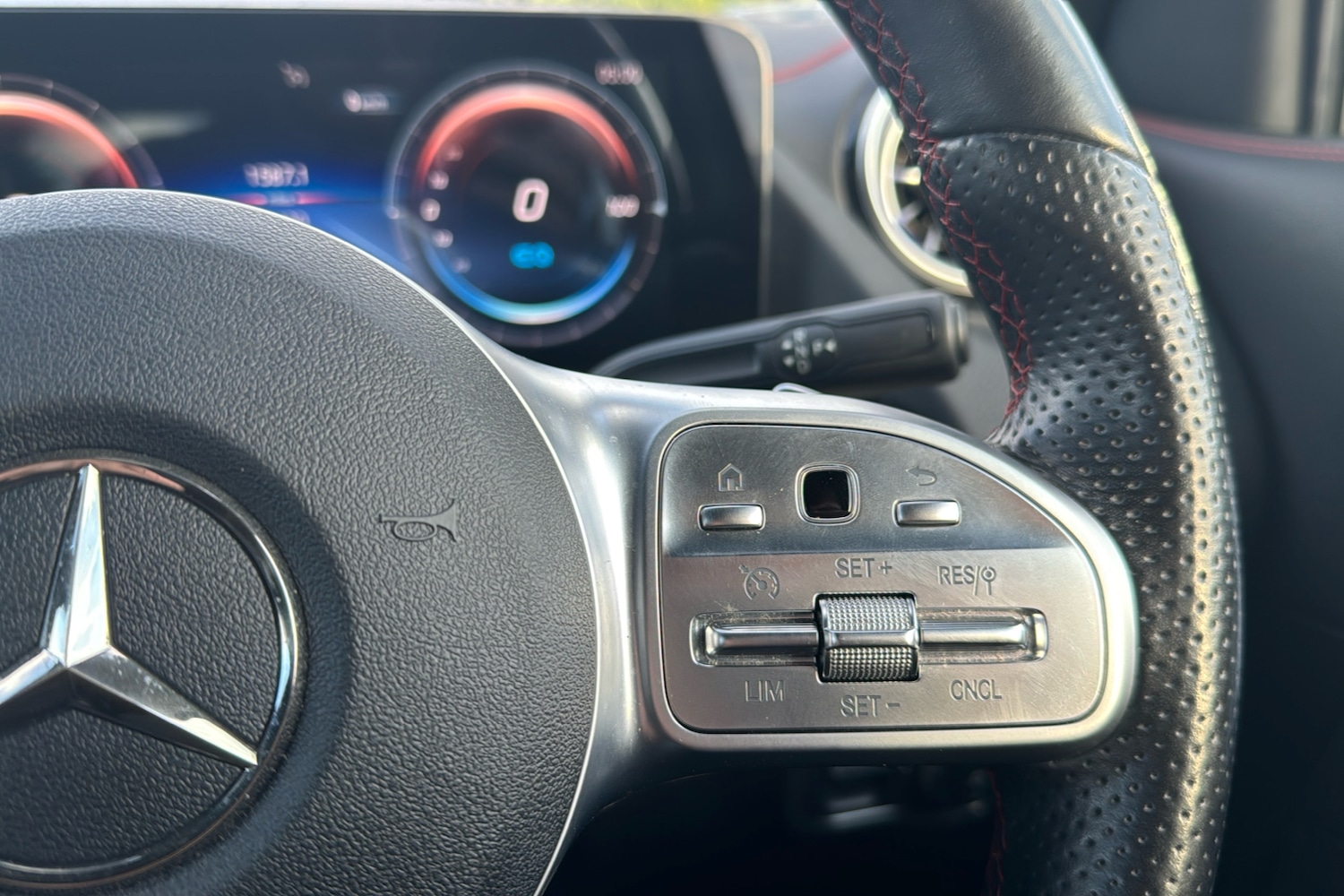 Used Mercedes-Benz EQA 2021 for sale - 76705339: Photo 18