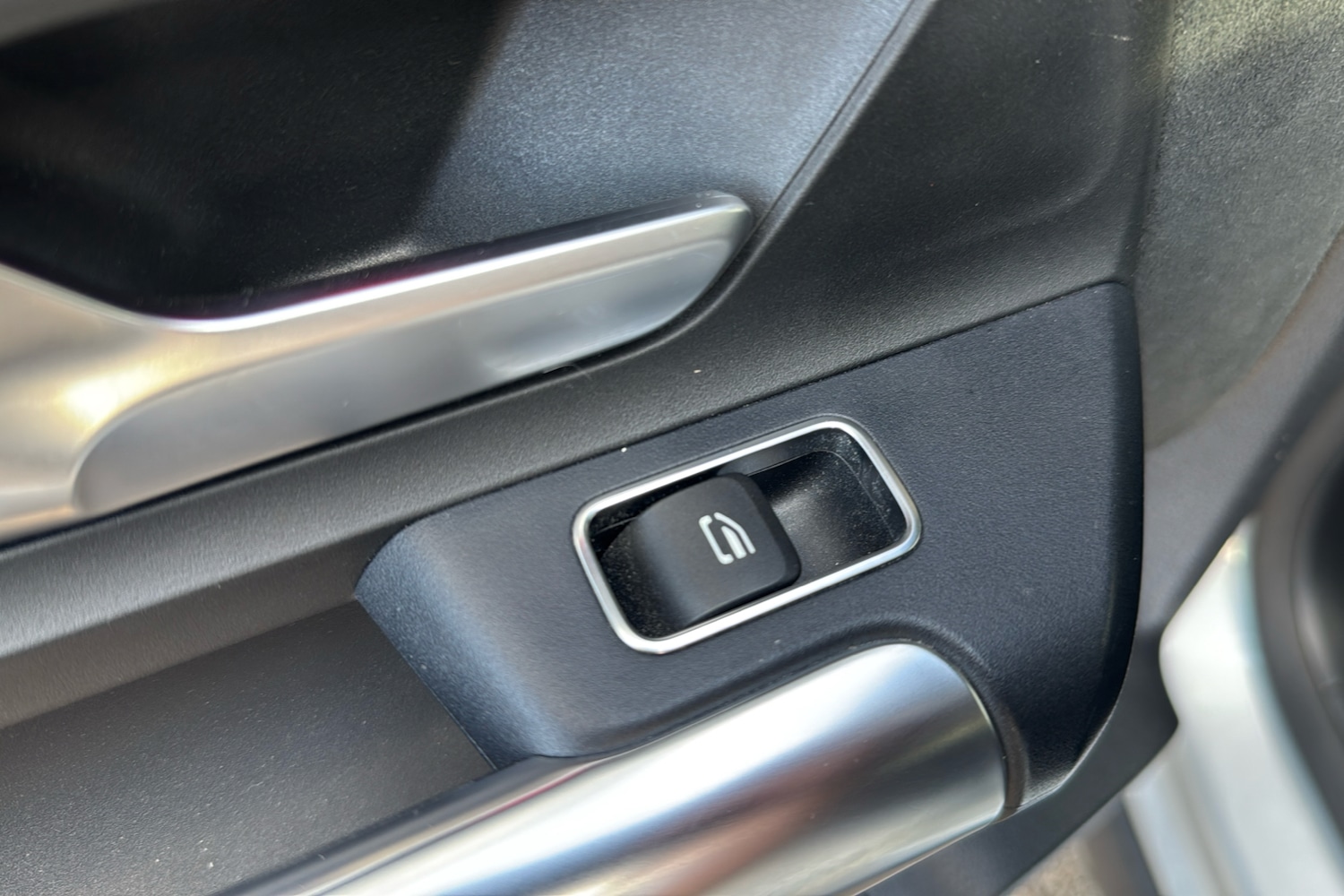 Used Mercedes-Benz EQA 2021 for sale - 76705339: Photo 37