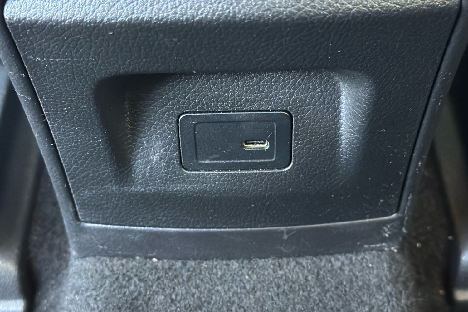 Used Mercedes-Benz EQA 2021 for sale - 76705339: Photo 41