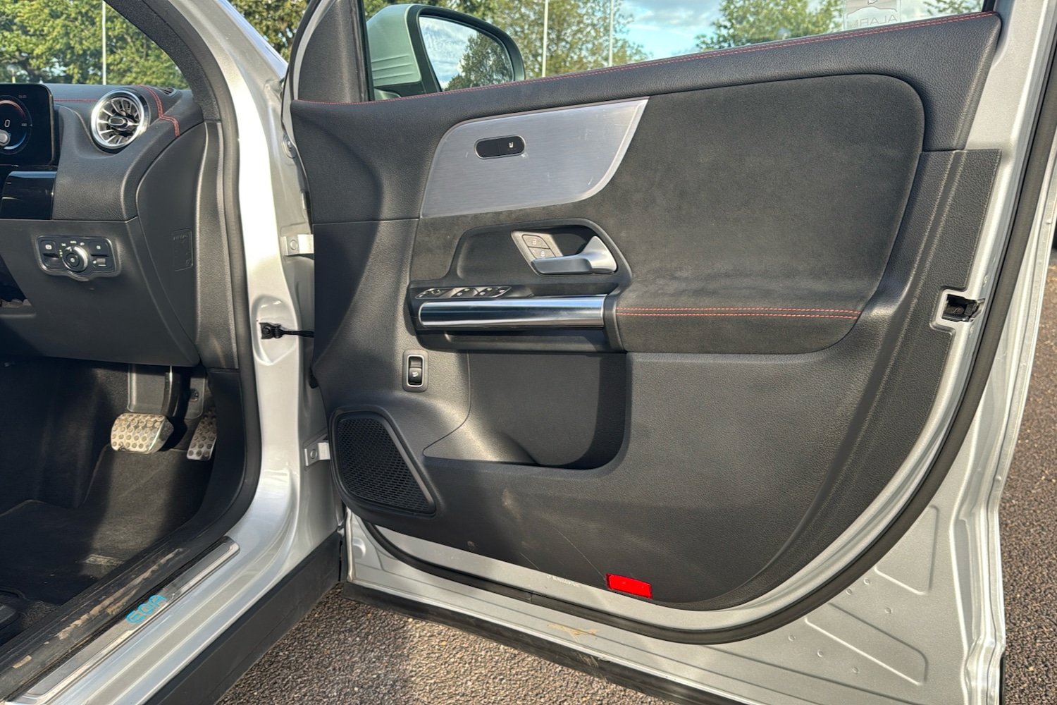 Used Mercedes-Benz EQA 2021 for sale - 76705339: Photo 42