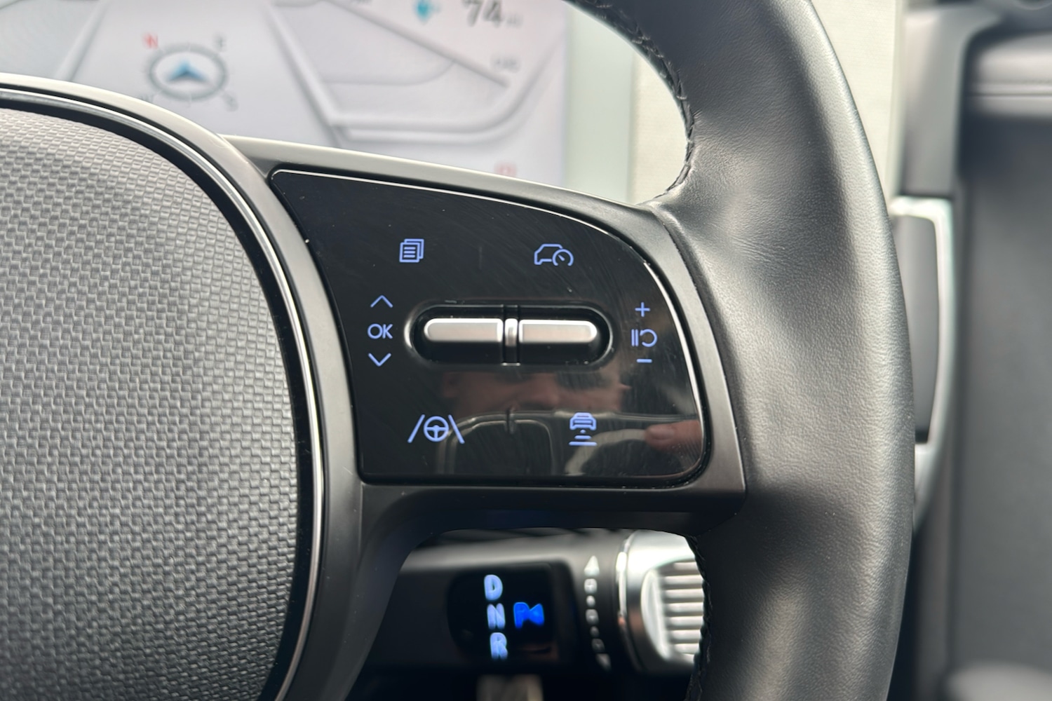 Hyundai Ioniq 5 73kwh Ultimate Hatchback 5dr Electric Auto 217 Ps Electric - Picture 18 of 24