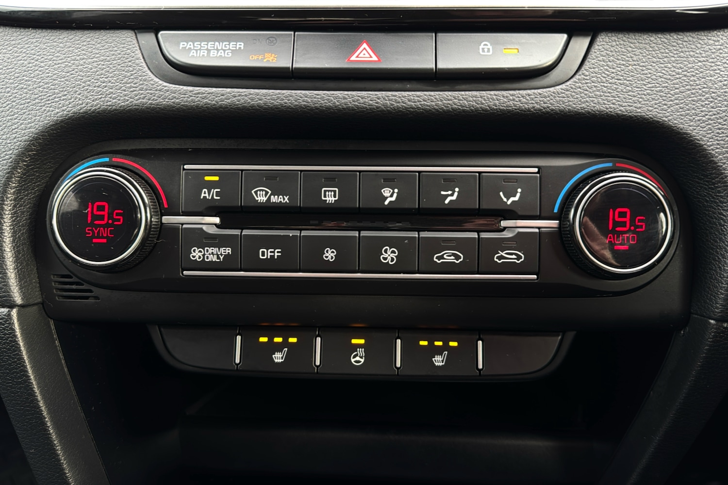 Used Kia XCeed 2023 for sale - 76287761: Photo 15