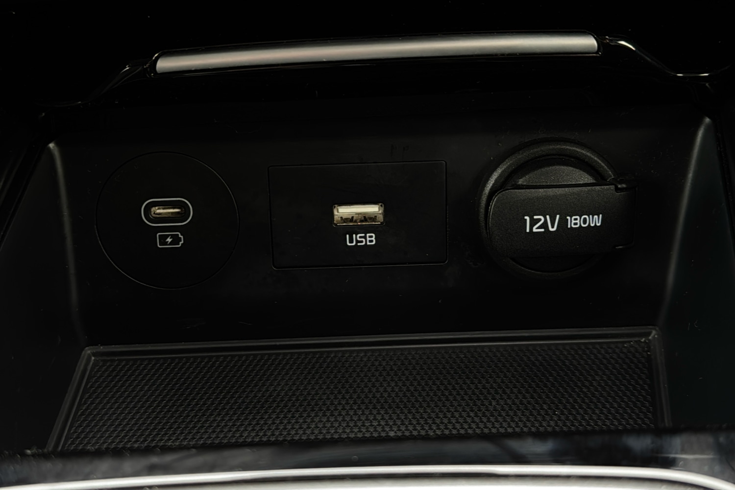 Used Kia XCeed 2023 for sale - 76287761: Photo 21