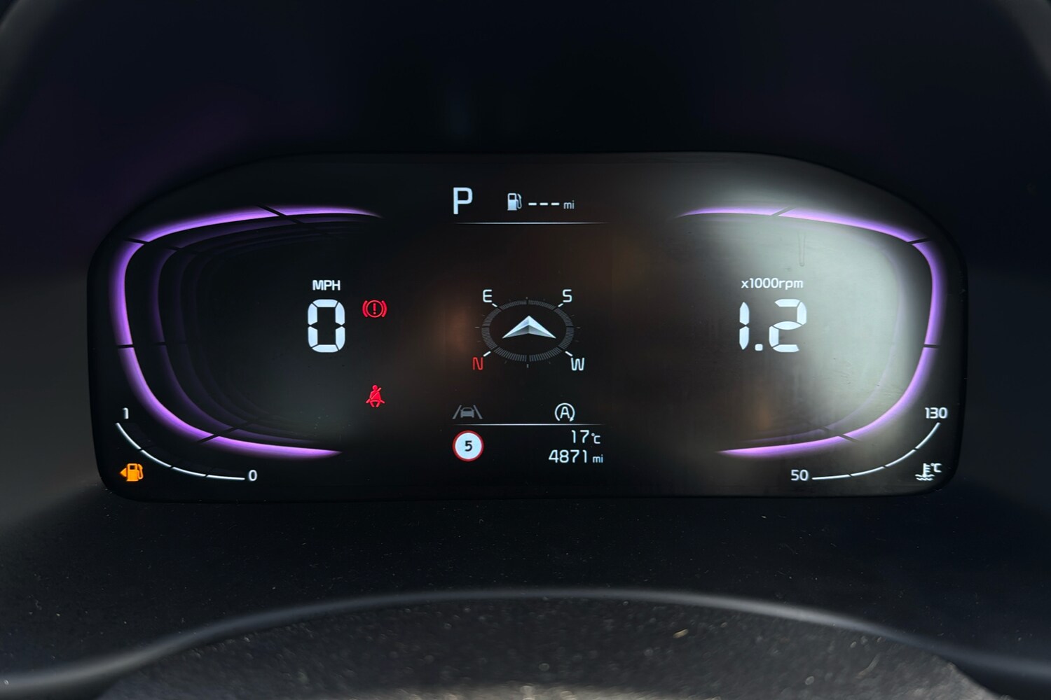 Used Kia Stonic 2024 for sale - 76390860: Photo 14