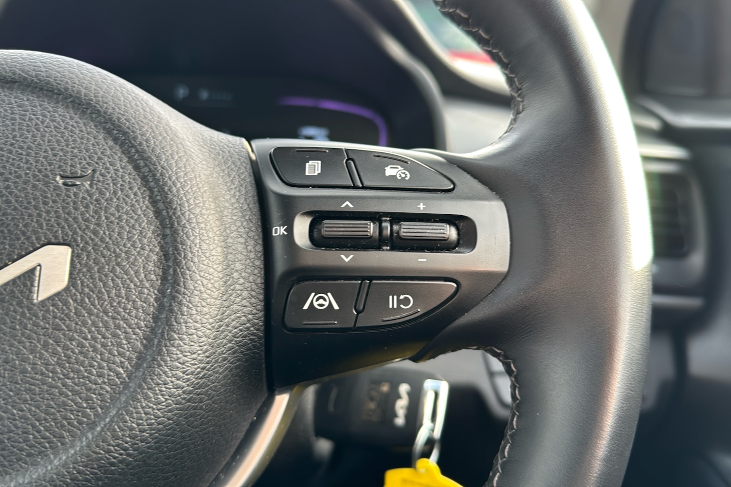 Used Kia Stonic 2024 for sale - 76390860: Photo 18