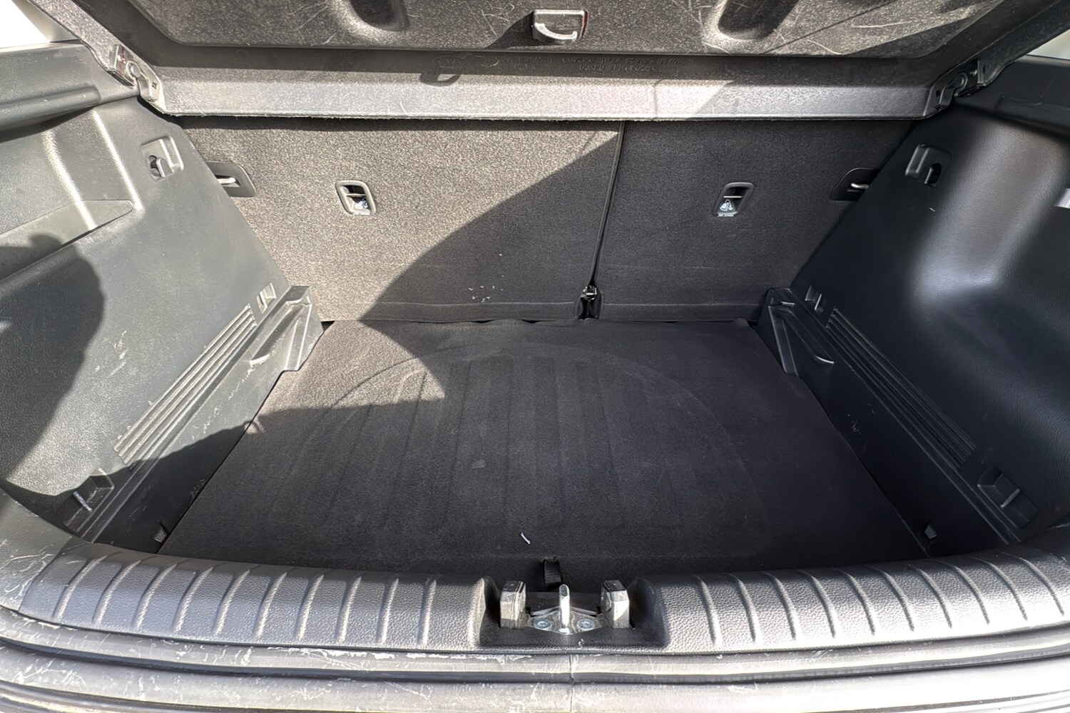 Used Kia Stonic 2024 for sale - 76390860: Photo 19