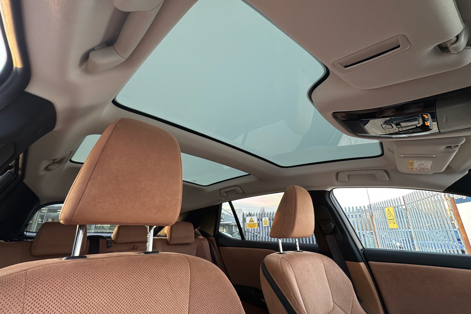 Used Lexus RZ 2024 for sale - 76705389: Photo 27