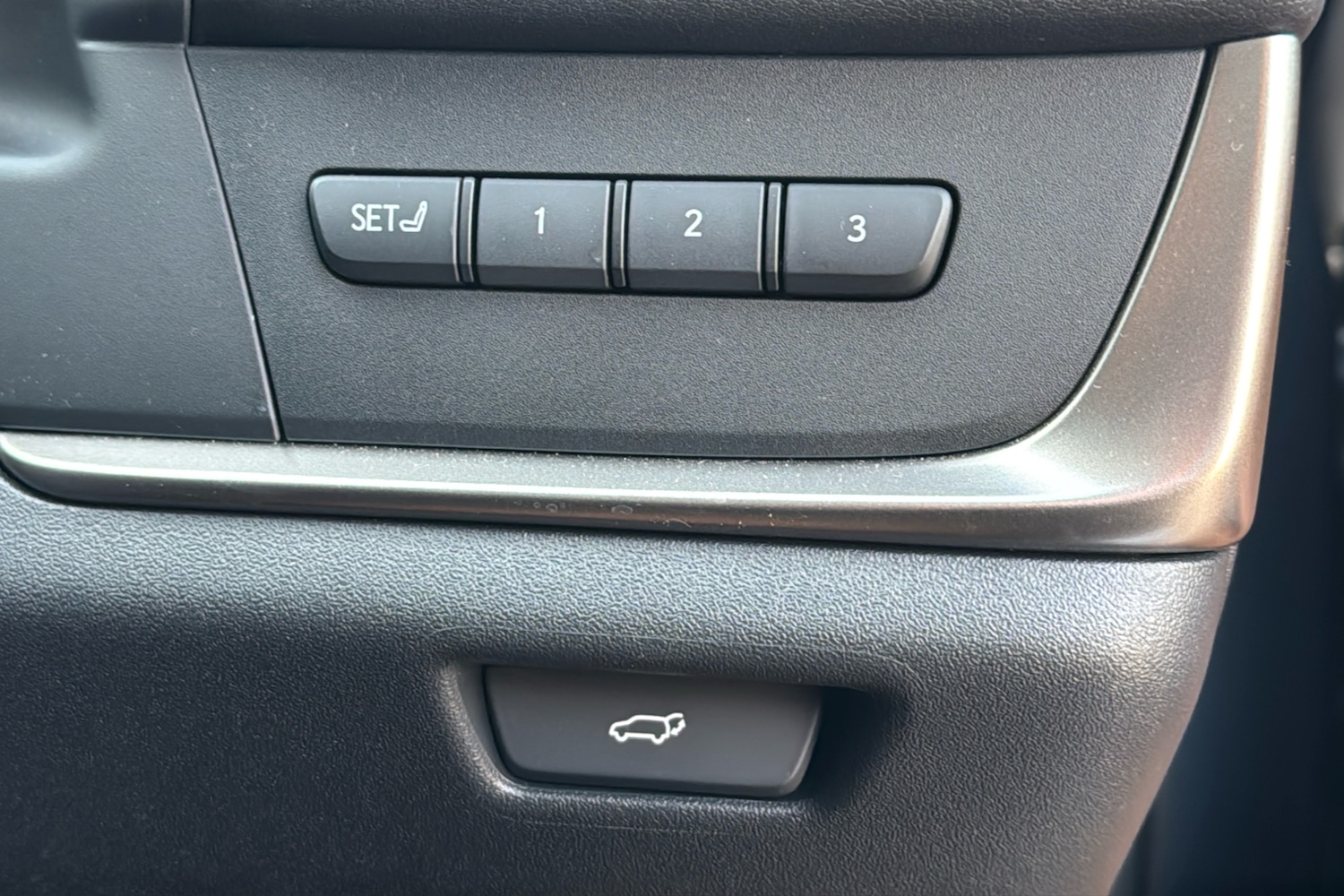 Used Lexus RZ 2024 for sale - 76705389: Photo 30