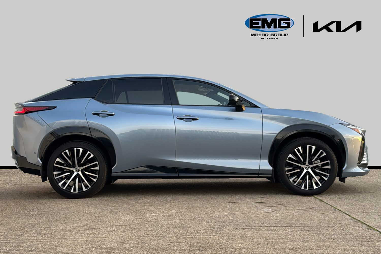 Used Lexus RZ 2024 for sale - 76705389: Photo 4