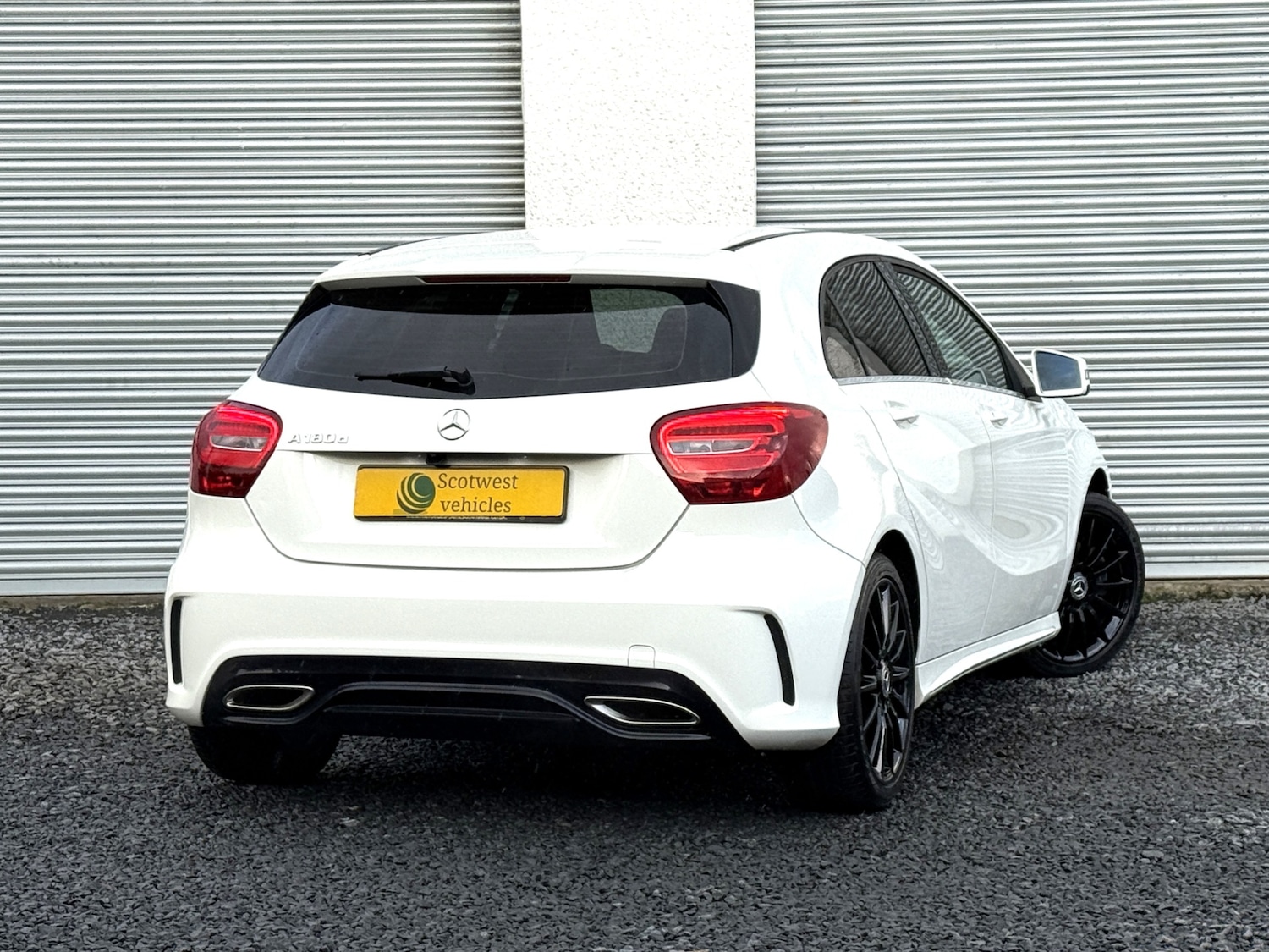 Used Mercedes-Benz A-Class 2017 for sale - 76736303: Photo 5