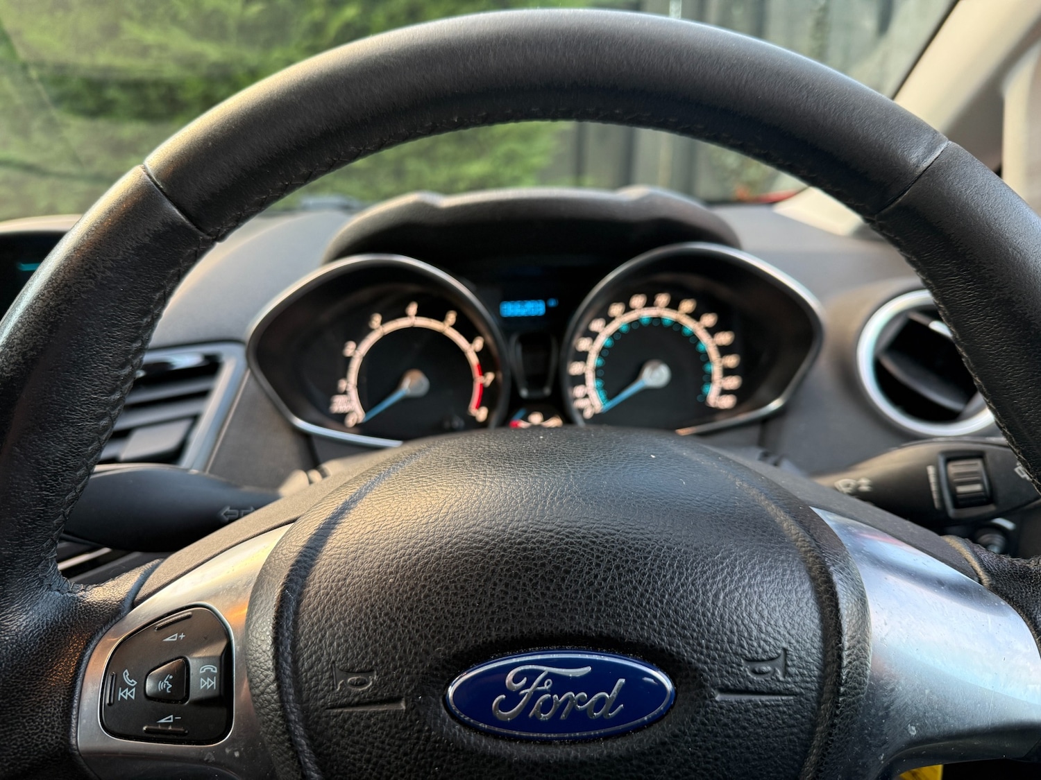 Used Ford Fiesta 2015 for sale - 76735695: Photo 14