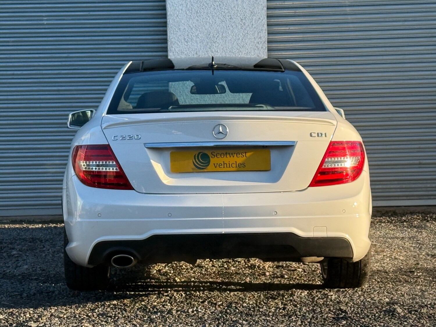 Used Mercedes-Benz C Class 2015 for sale - 76734617: Photo 11