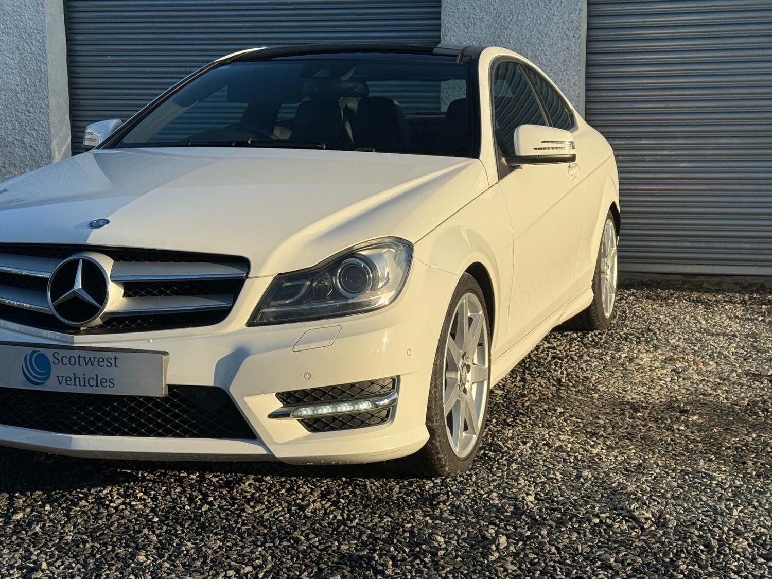 Used Mercedes-Benz C Class 2015 for sale - 76734617: Photo 24