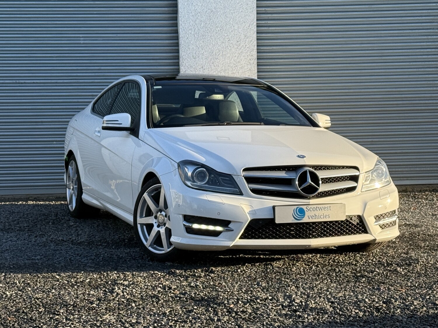 Used Mercedes-Benz C Class 2015 for sale - 76734617: Photo 6