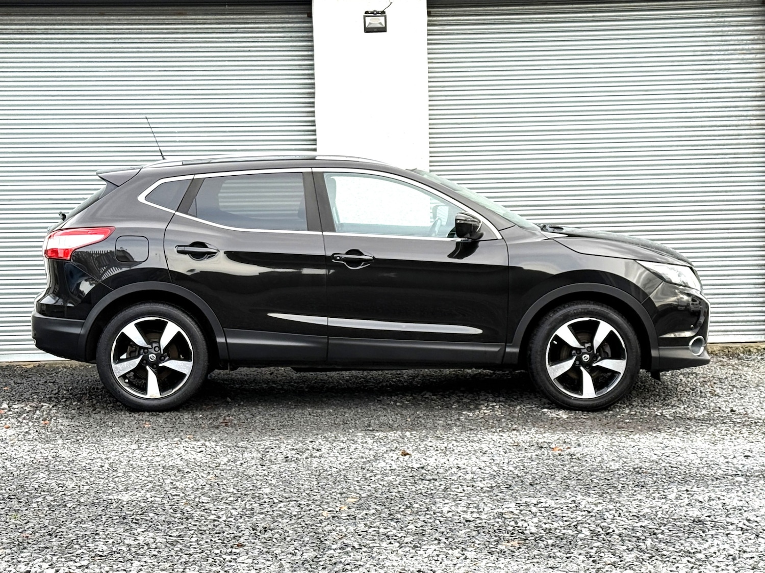 Used Nissan Qashqai 2014 for sale - 76737980: Photo 3