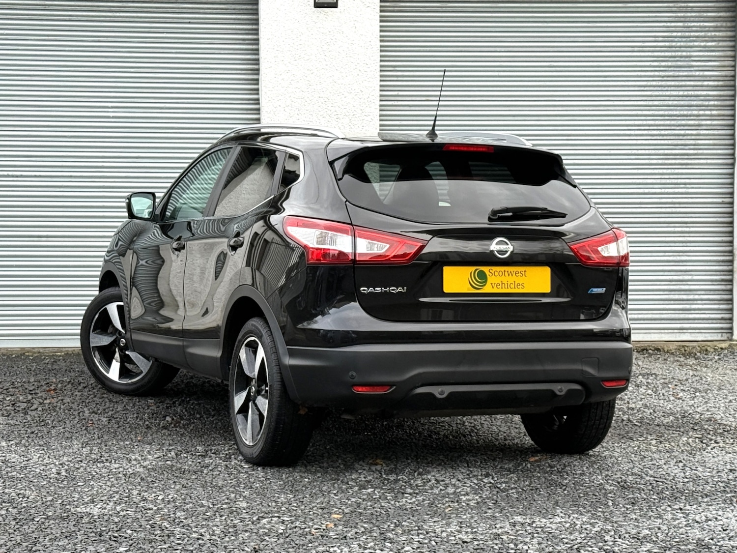 Used Nissan Qashqai 2014 for sale - 76737980: Photo 9