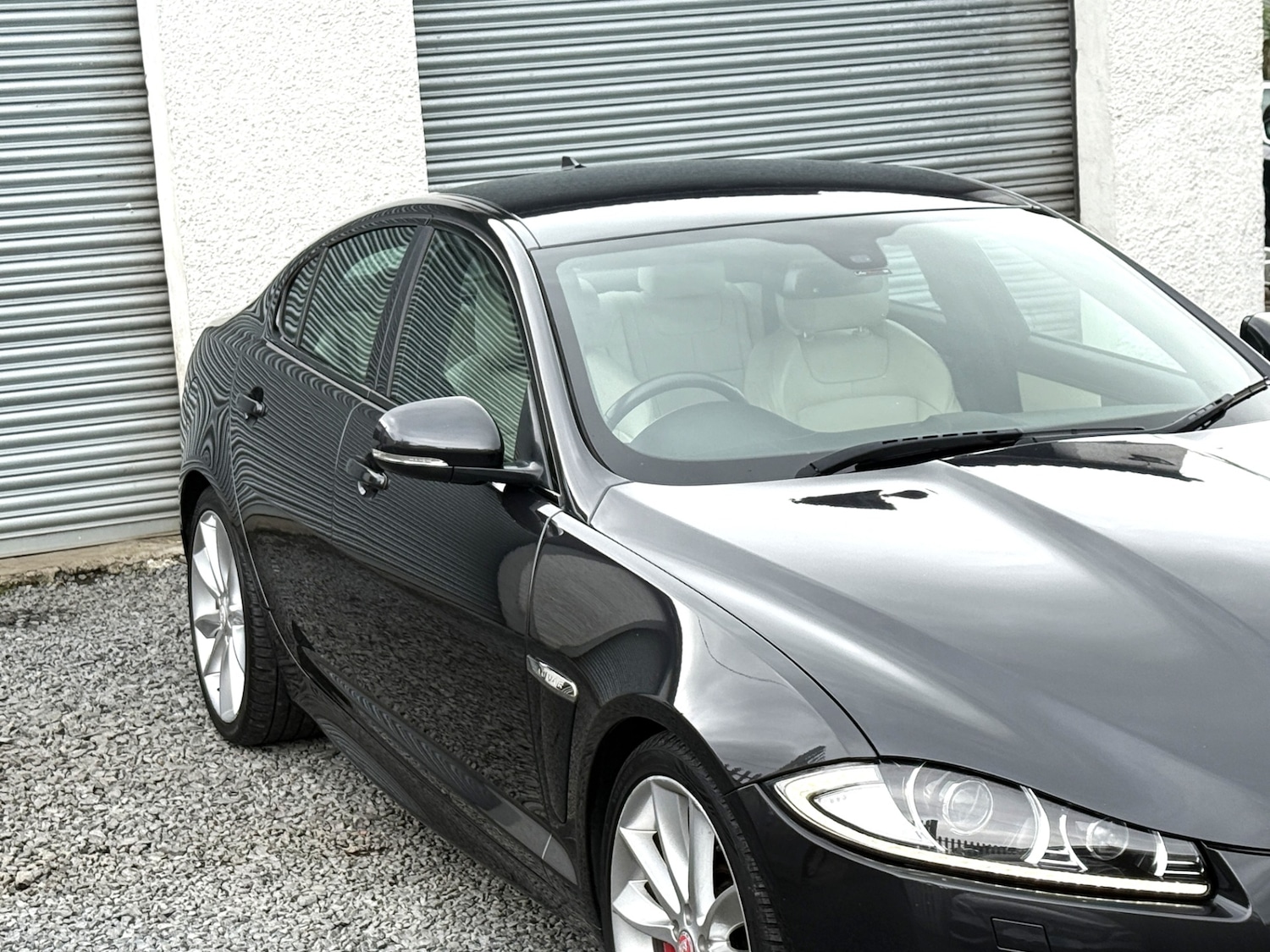 Used Jaguar XF 2015 for sale - 76736119: Photo 25