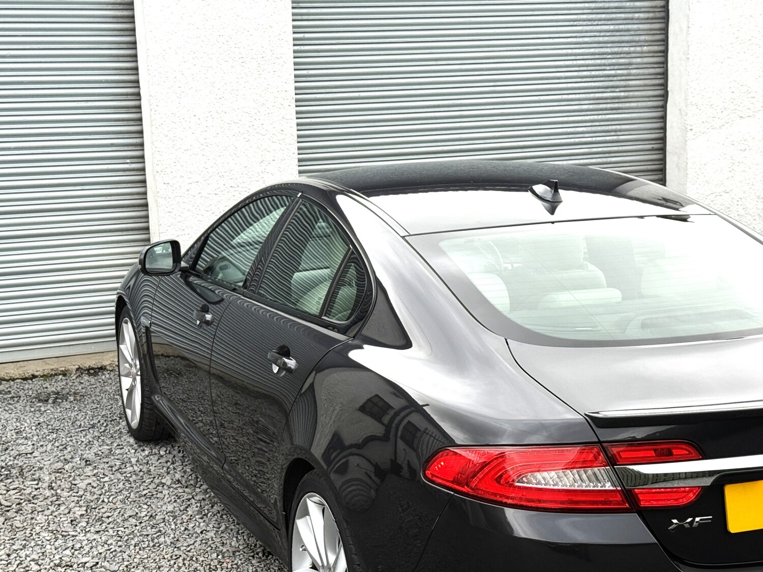 Used Jaguar XF 2015 for sale - 76736119: Photo 29