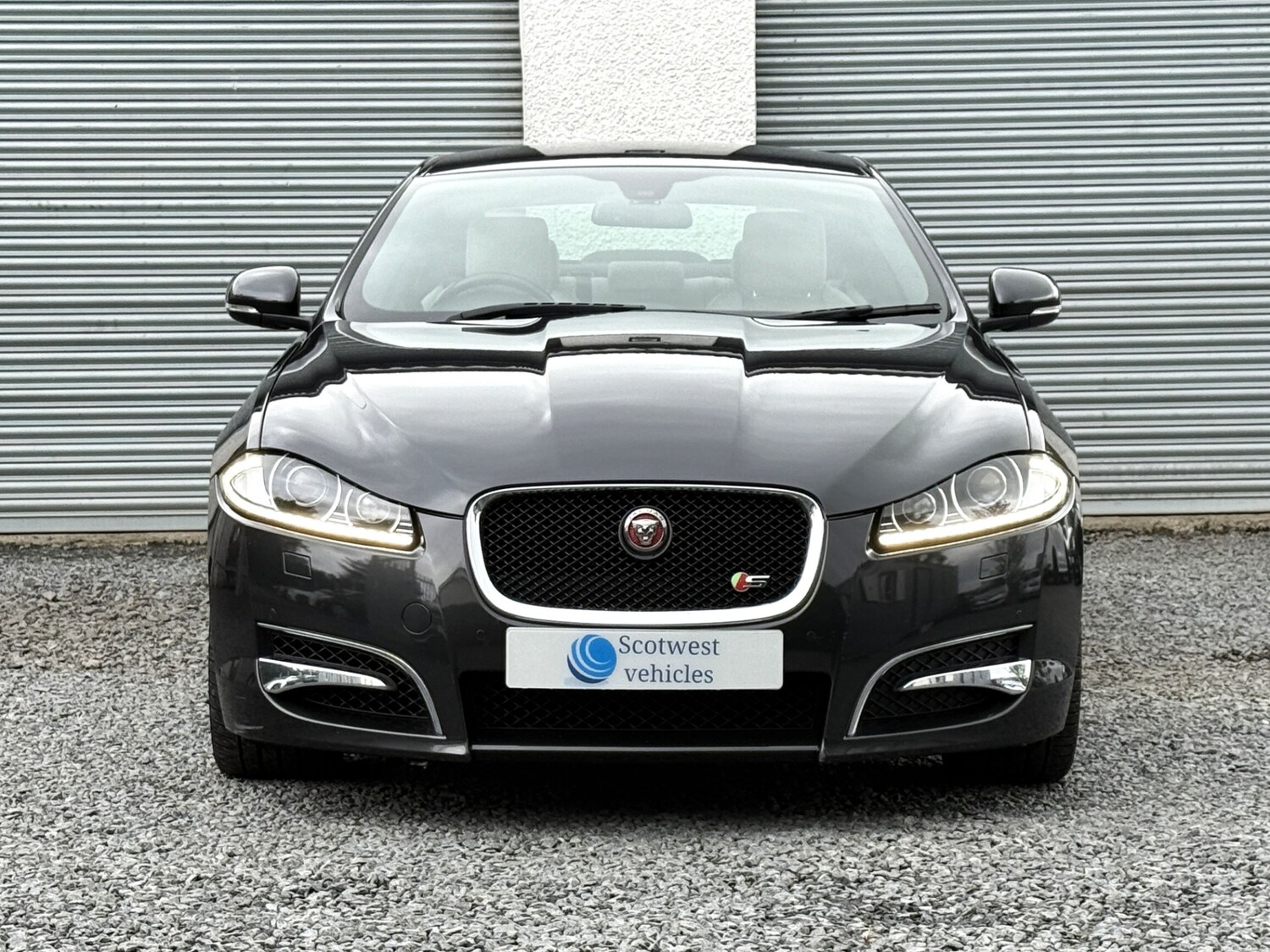 Used Jaguar XF 2015 for sale - 76736119: Photo 6