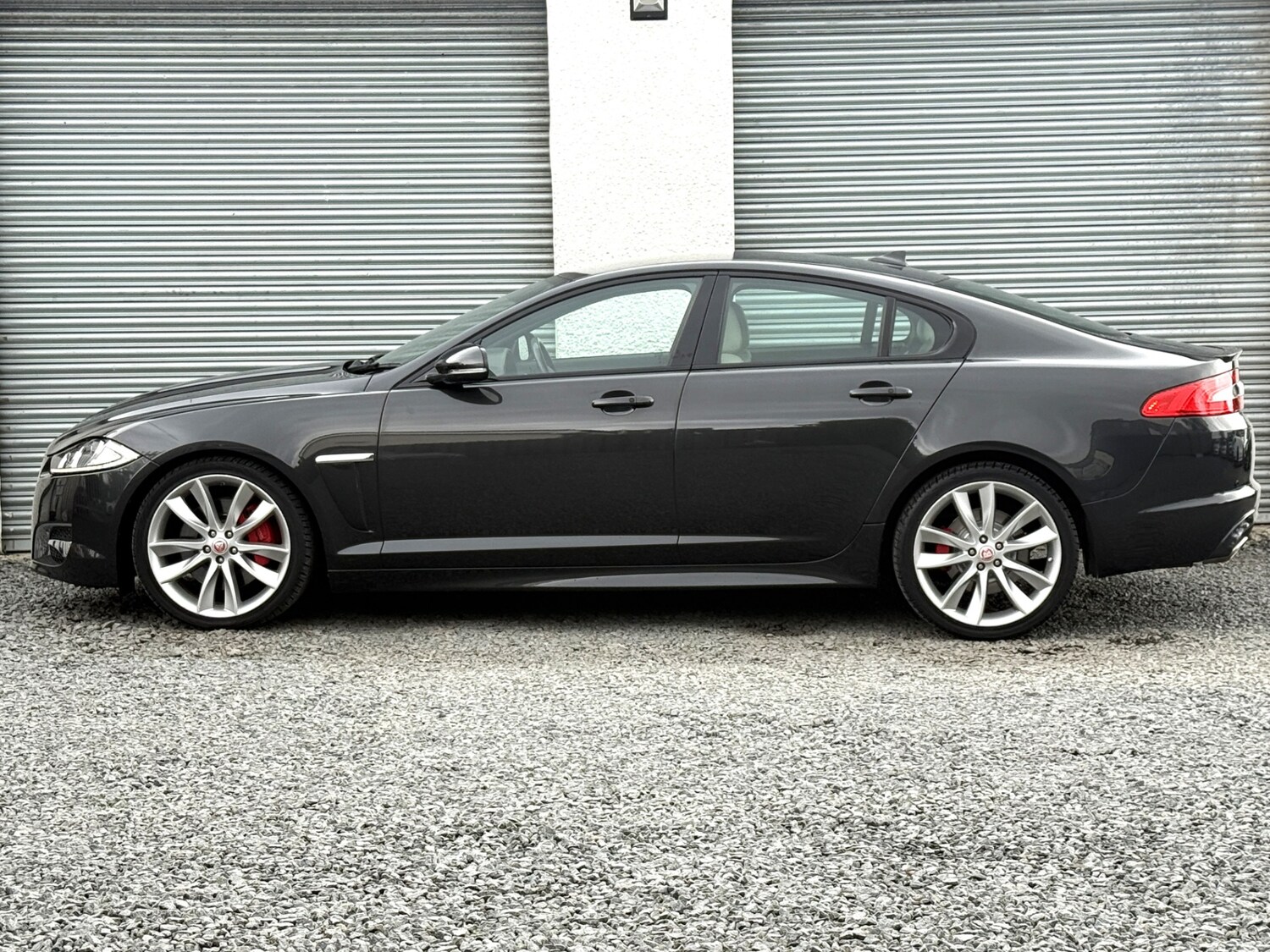 Used Jaguar XF 2015 for sale - 76736119: Photo 8