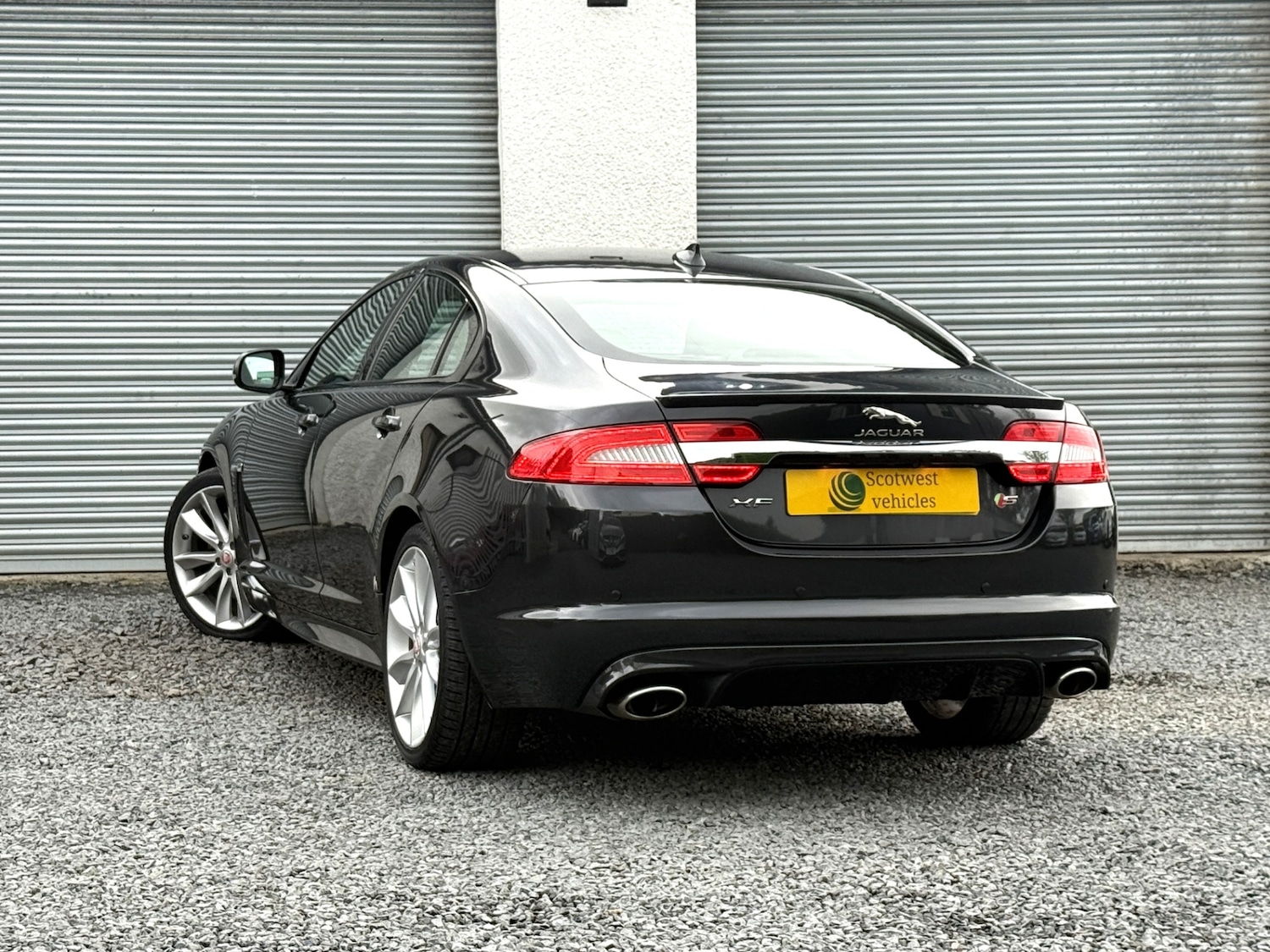 Used Jaguar XF 2015 for sale - 76736119: Photo 9