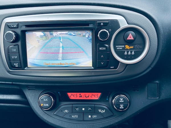 Used Toyota Yaris 2014 for sale - 76224951: Photo 31