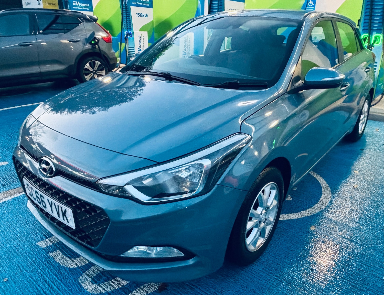 Used Hyundai i20 2017 for sale - 76748521: Photo 19