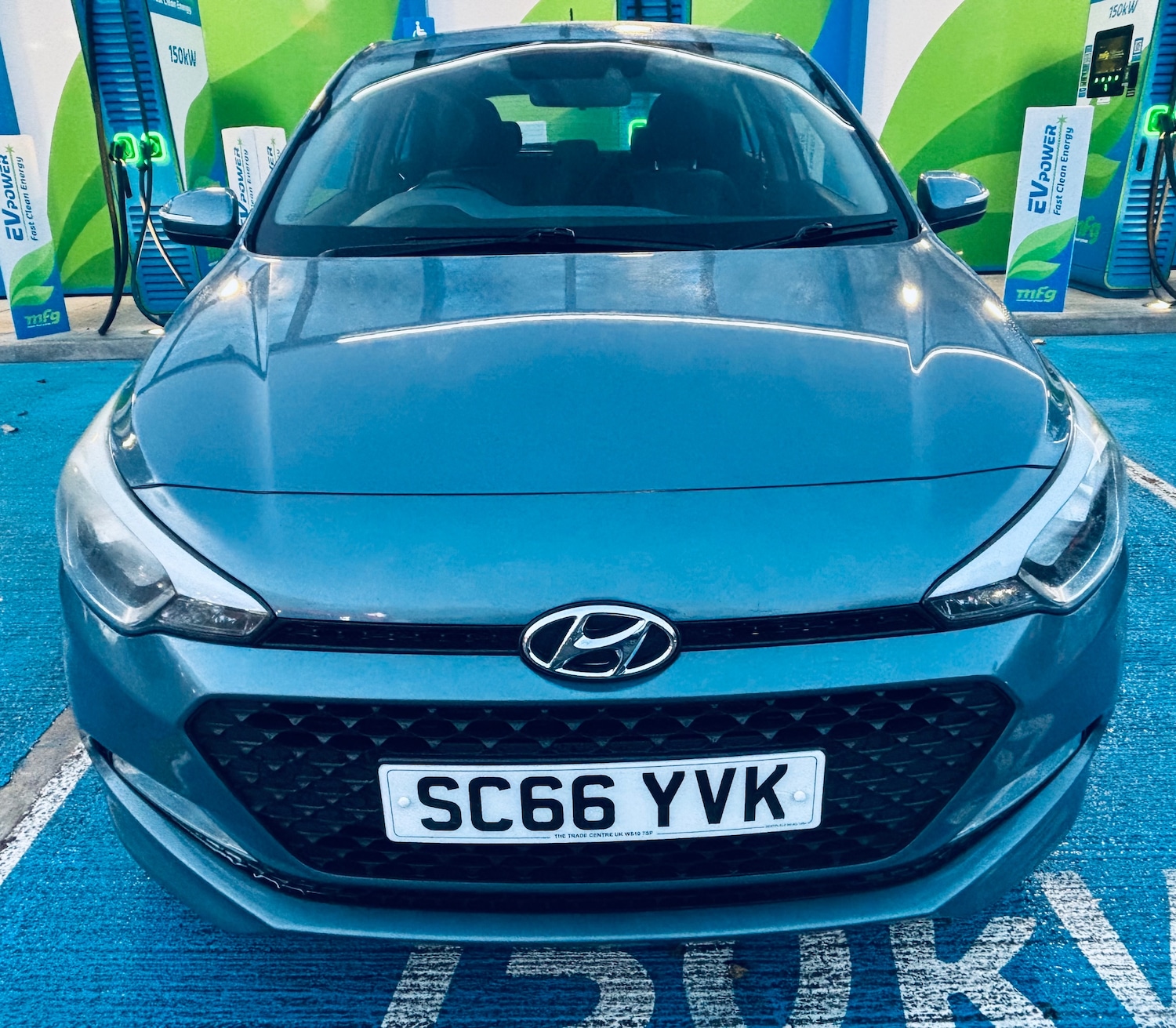 Used Hyundai i20 2017 for sale - 76748521: Photo 3