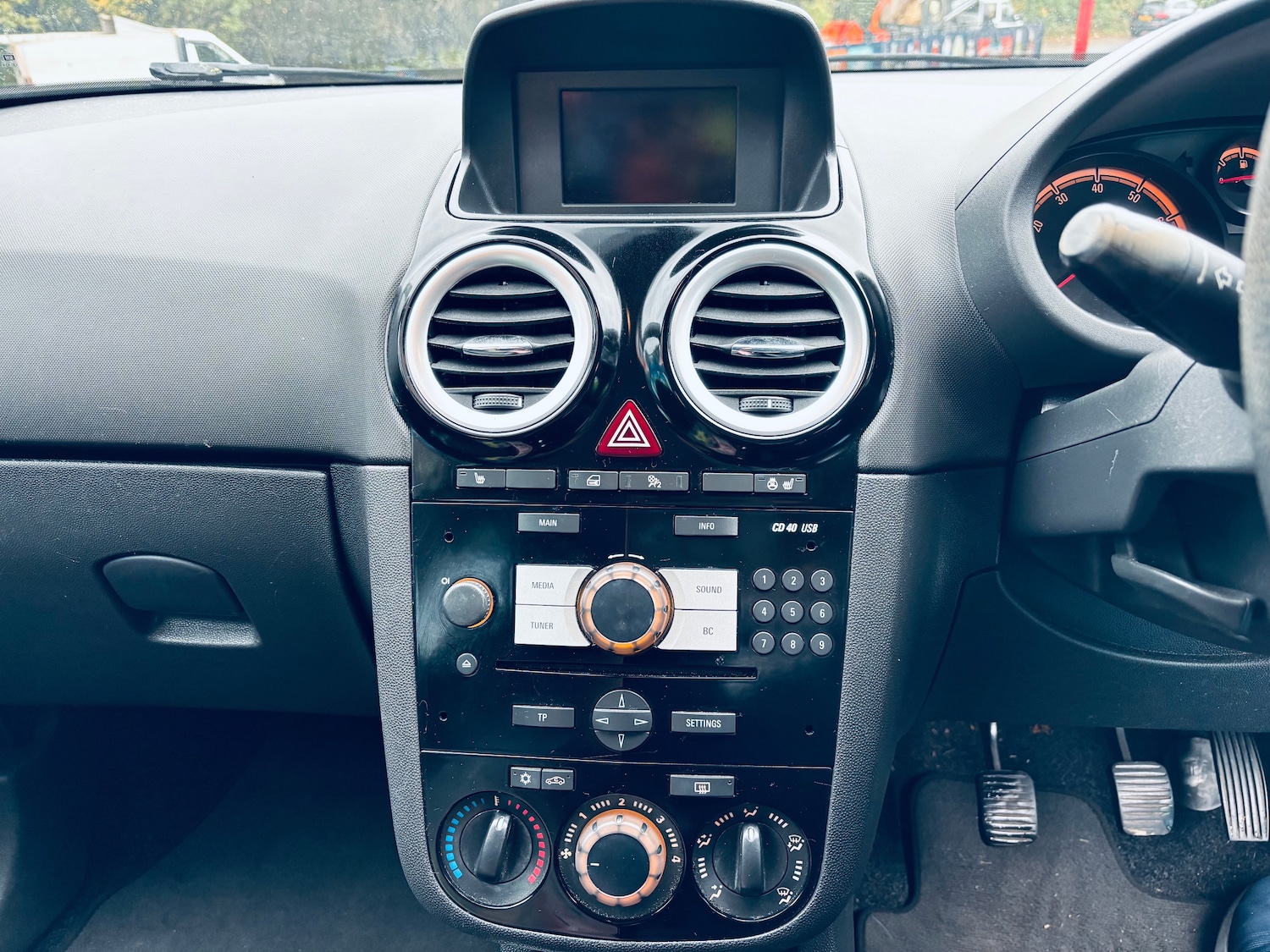 Used Vauxhall Corsa 2014 for sale - 75029419: Photo 21