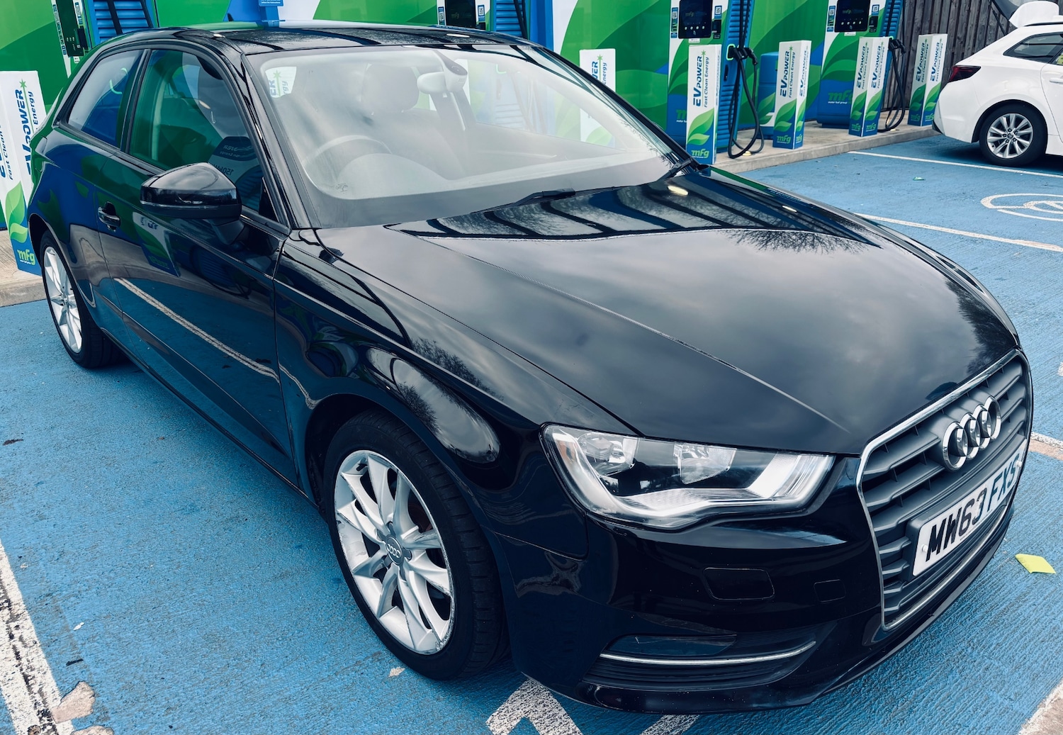 Used Audi A3 2014 for sale - 78084374: Photo 2